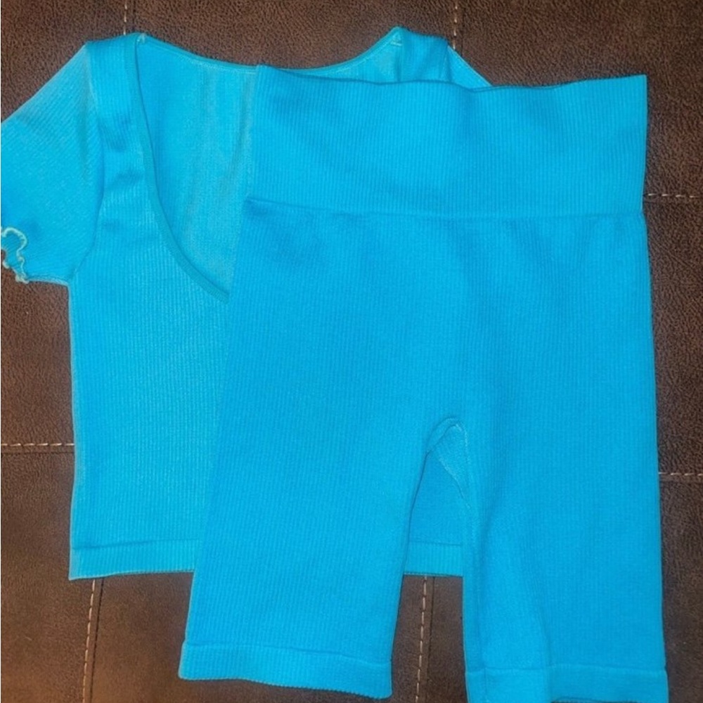 Two piece set